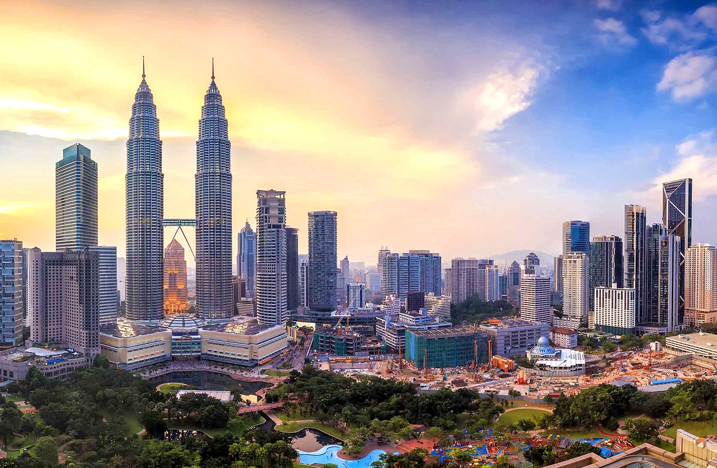 Kuala Lumpur idegenvezetés magyarul