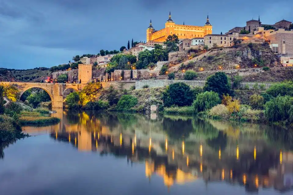 Toledo latnivaloi