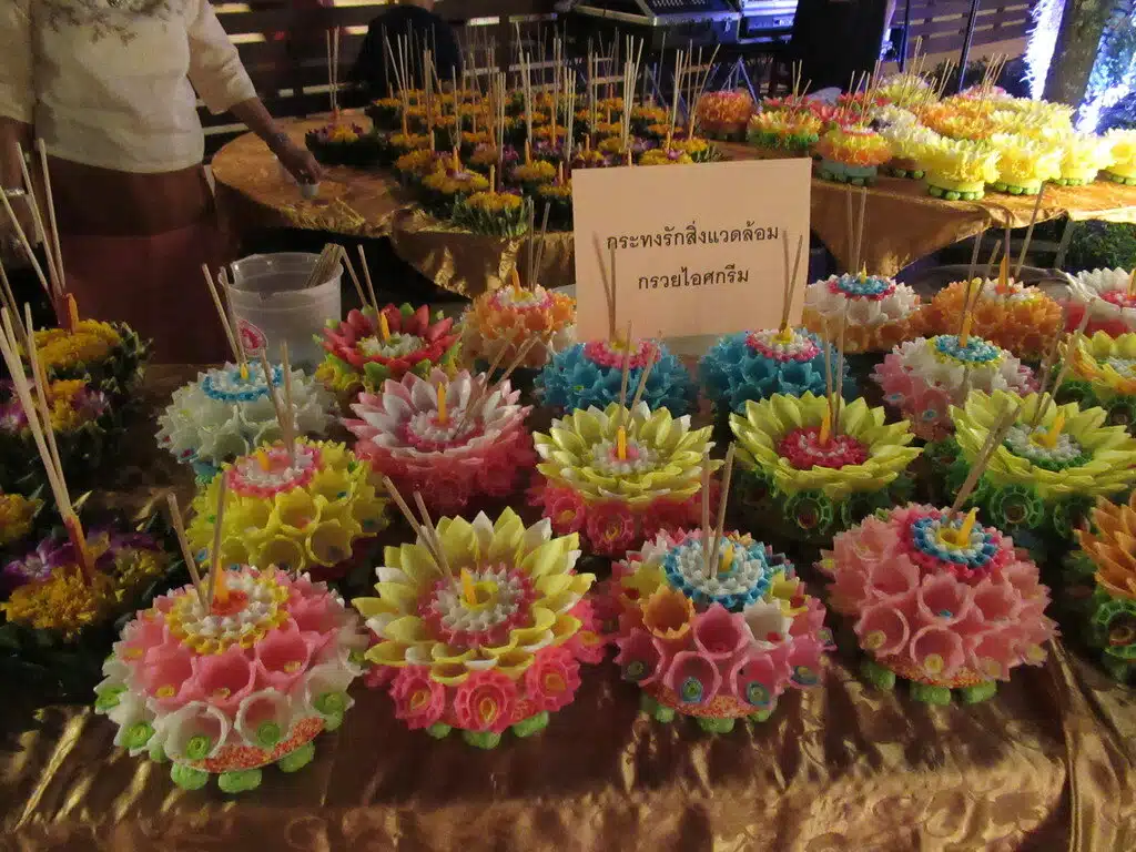 Loy Krathong