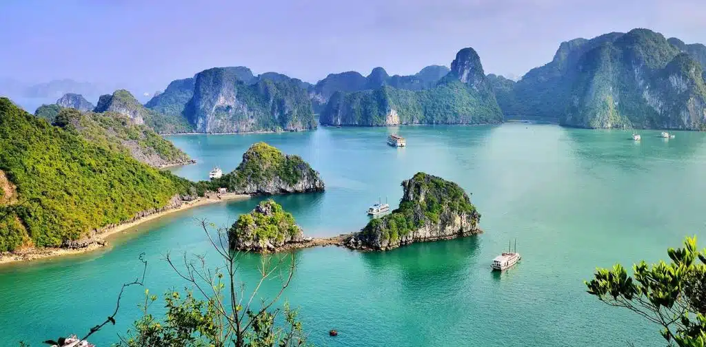 halong-obol-vietnam