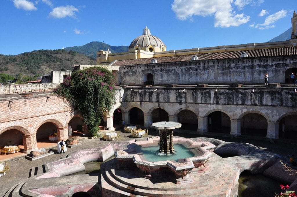 Antigua-Guatemala-nyaralas