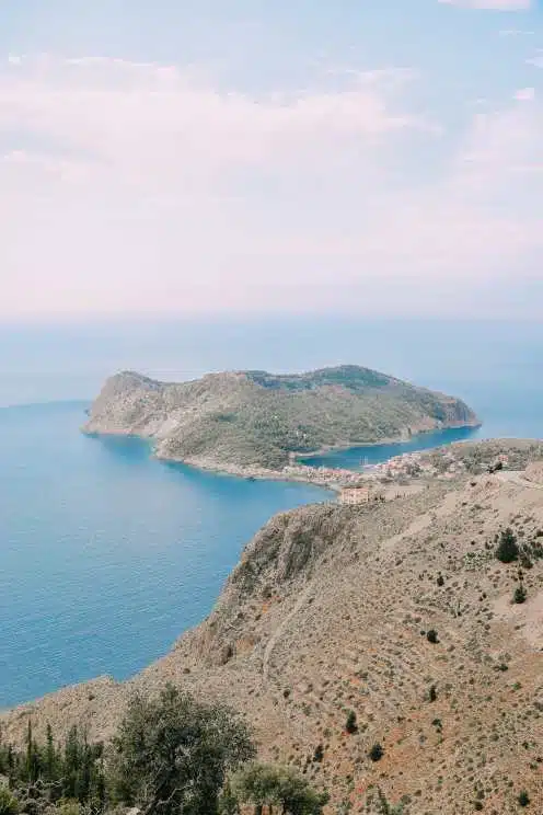Latnivalok-Kefalonia-Asos-falu