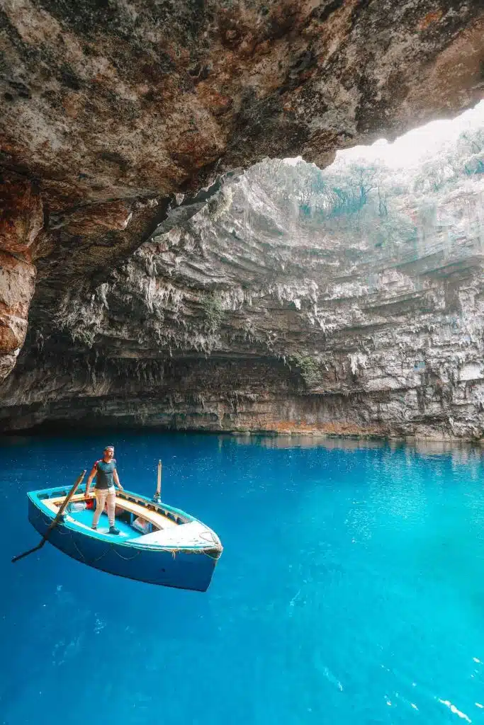Melissani-to-Latnivalok-Kefalonia-Gorogorszag
