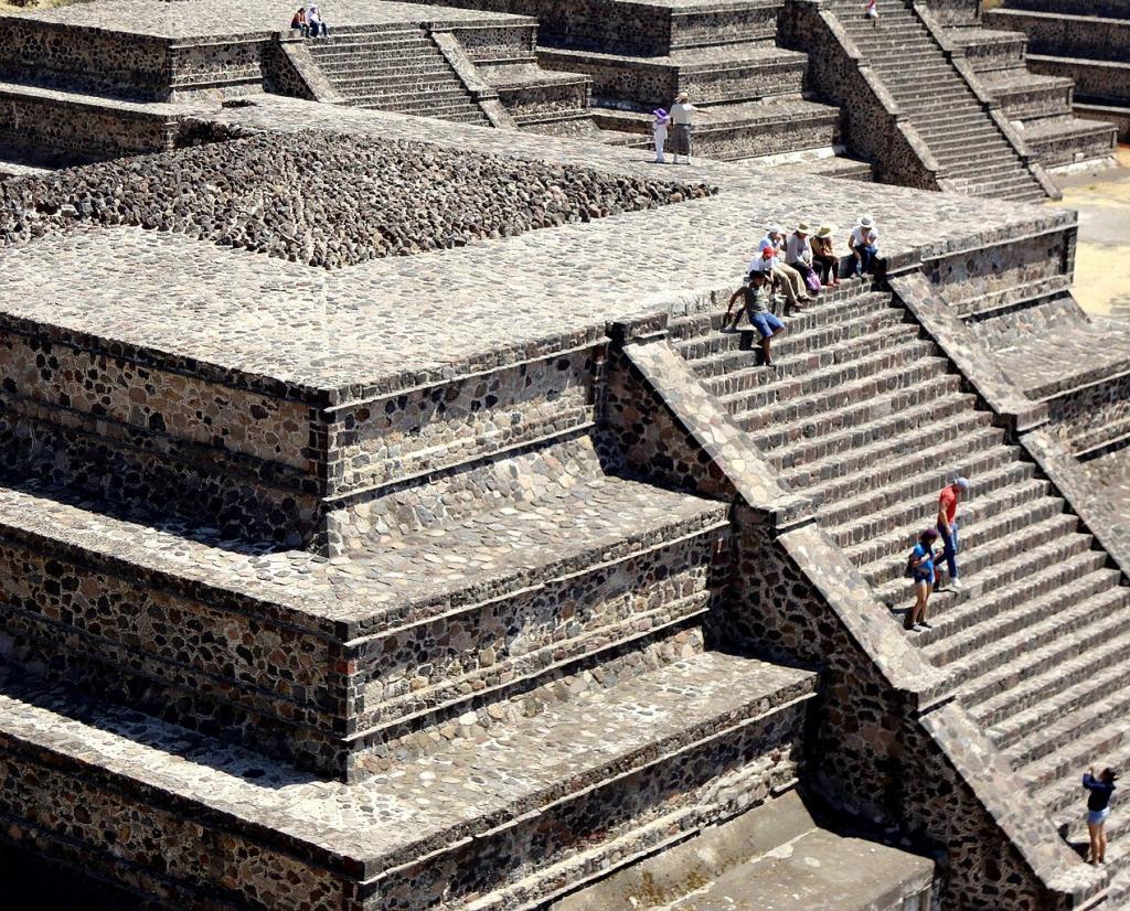 Mexiko-piramidal-de-la-Luna