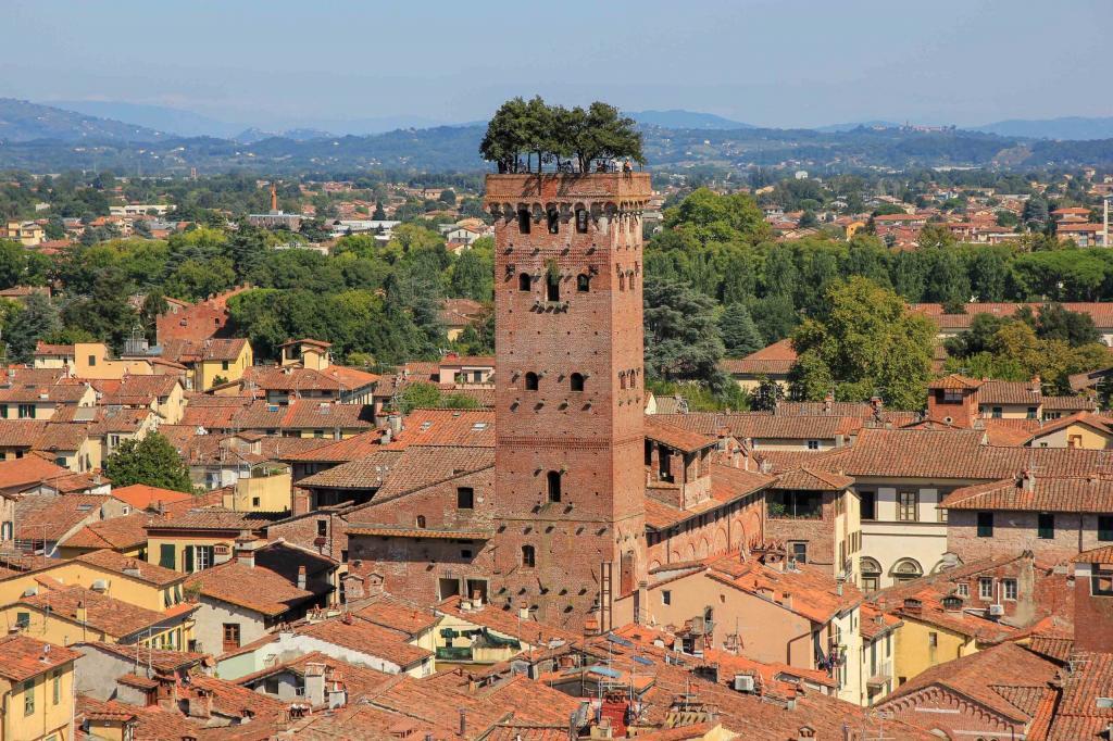 viareggio-latnivalok-lucca