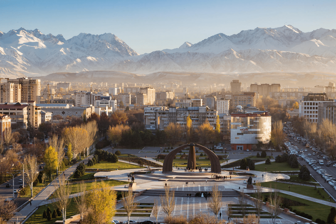 kirgizisztan-latnivalok-Bishkek