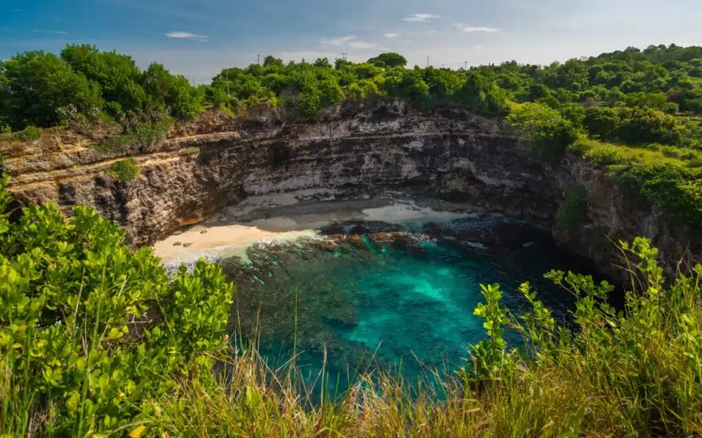 Broken-Beach-Nusa-Penida-kalandtura