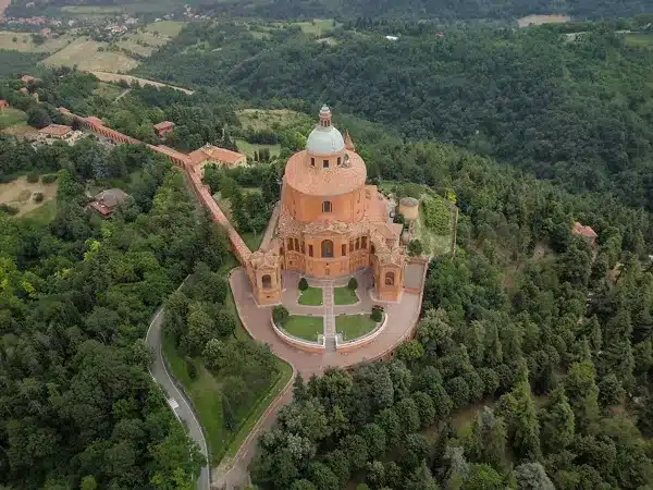 Bologna látnivalók