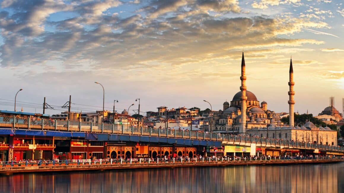 Isztambul-latnivalok-Galata-hid