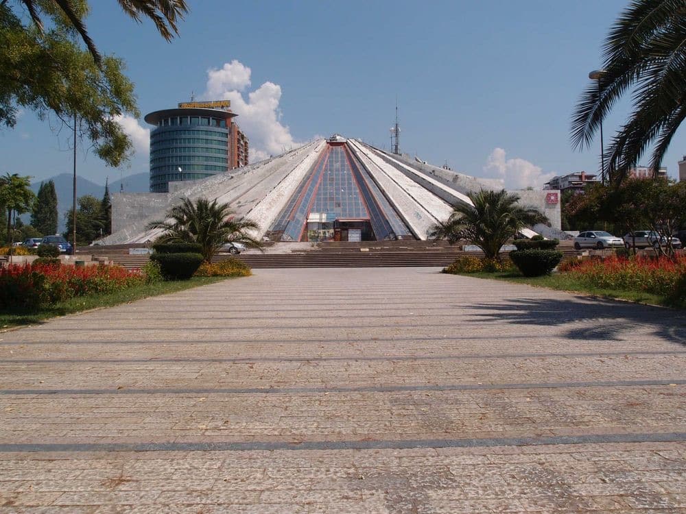 Tirana látnivalók