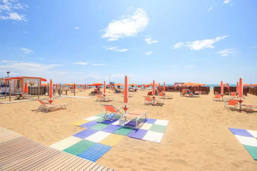 Bibione strandok
