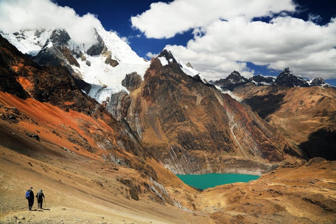 Cordillera-Huayhuash-peru-turai